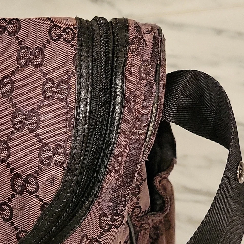 AUTHENTIC GUCCI GG BLACK DIAPER BAG BABY PURSE $1890